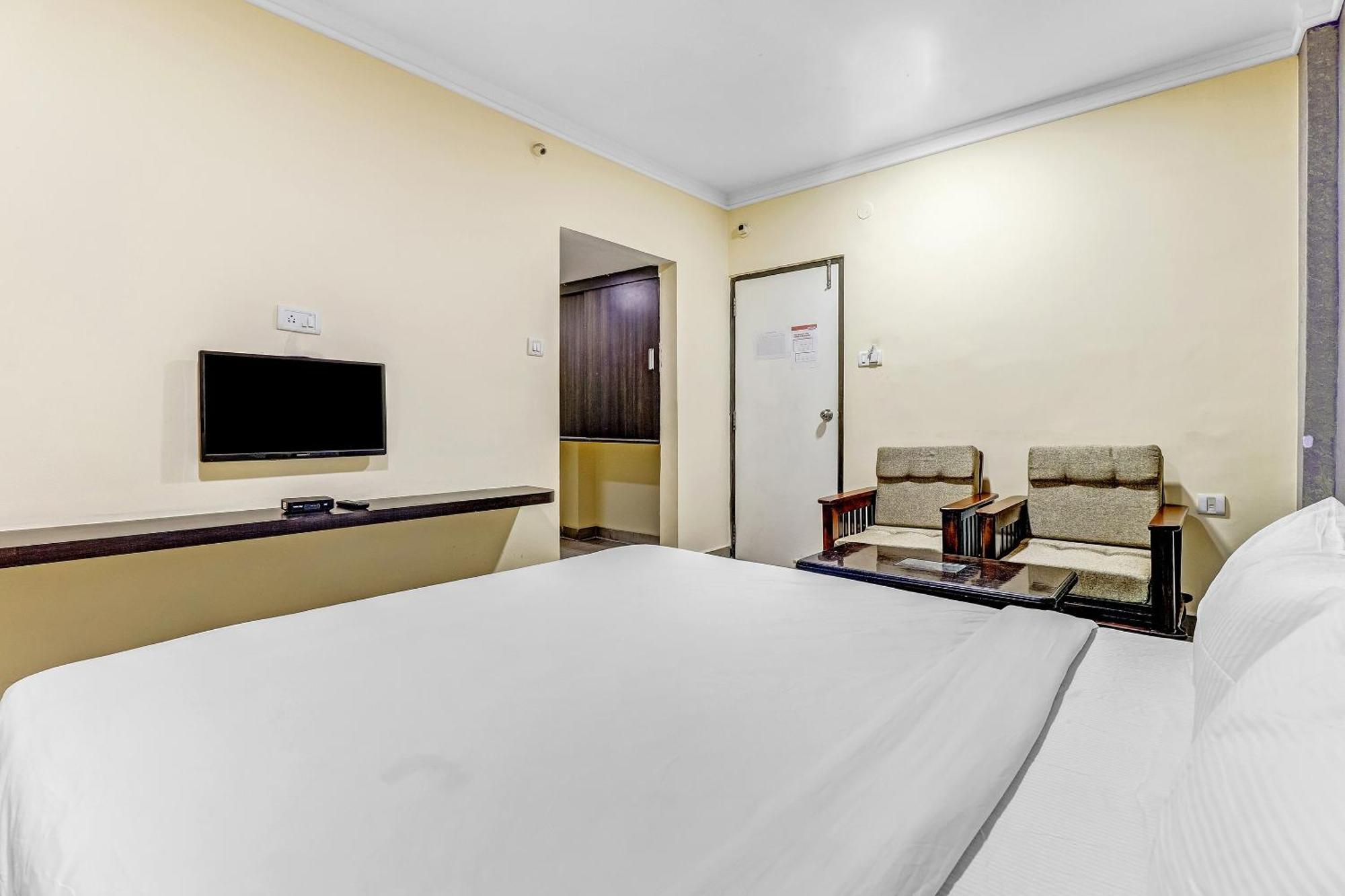 Hotel Collection O Vijaya Lakshmi Residency Near Ragigudda Sri Prasanna Anjaneyaswamy Temple Bengalúr Exteriér fotografie